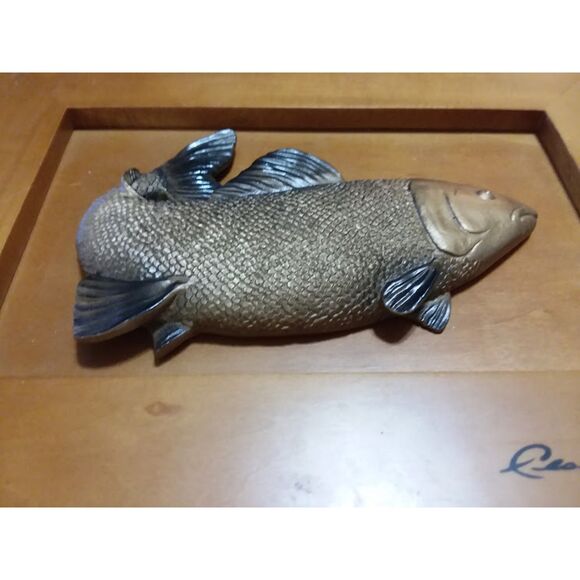 Clarence A Wells Maple Wood Box Lid Fish Carving Gold Finish  11"X 9"x3" Vintage - Picture 3 of 11